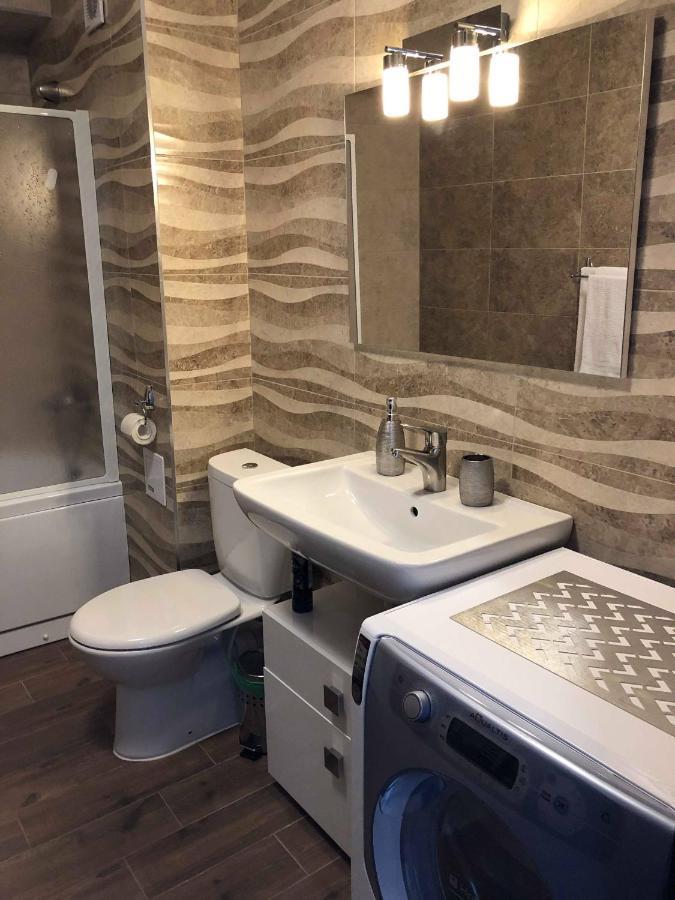 Apartament Studio Jadis 1 Oradea Eksteriør billede