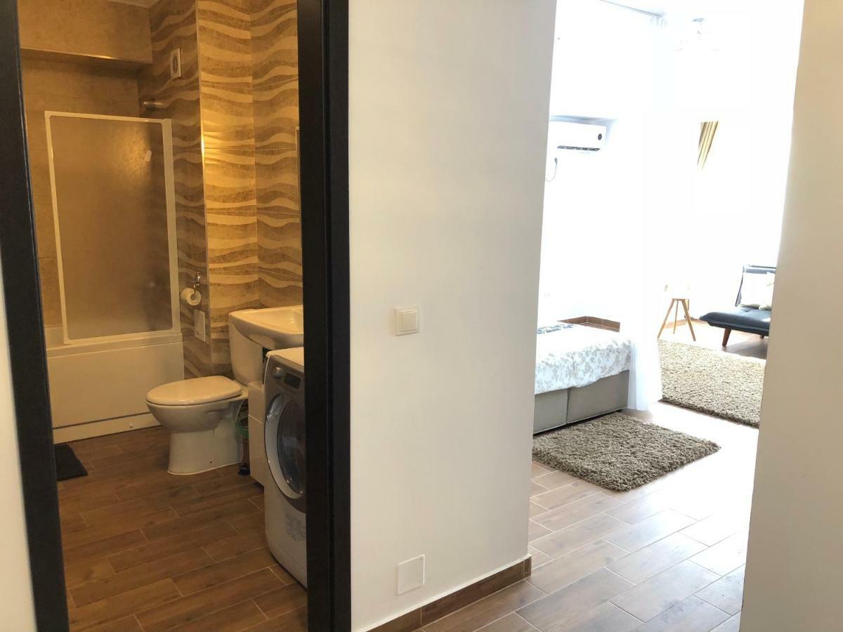 Apartament Studio Jadis 1 Oradea Eksteriør billede